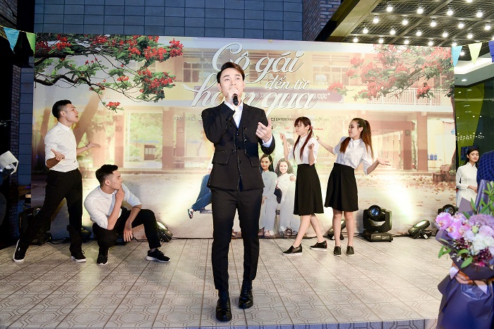 Tr&uacute;c Nh&acirc;n