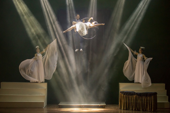 ATG Hoang Nghiem bieu dien tiet muc xac lap ky luc