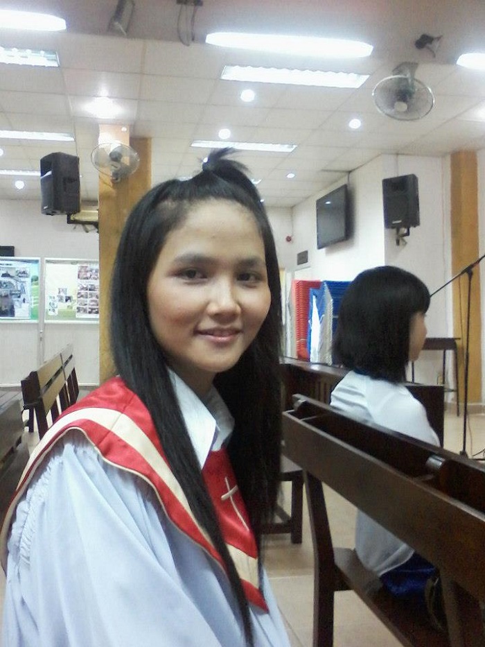 253121_414583981936583_563994867_n