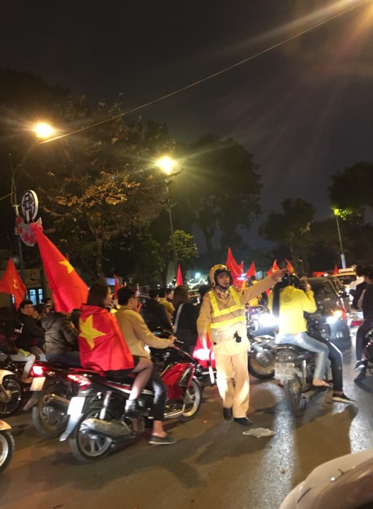 Ha-noi-thuc-tron-dem