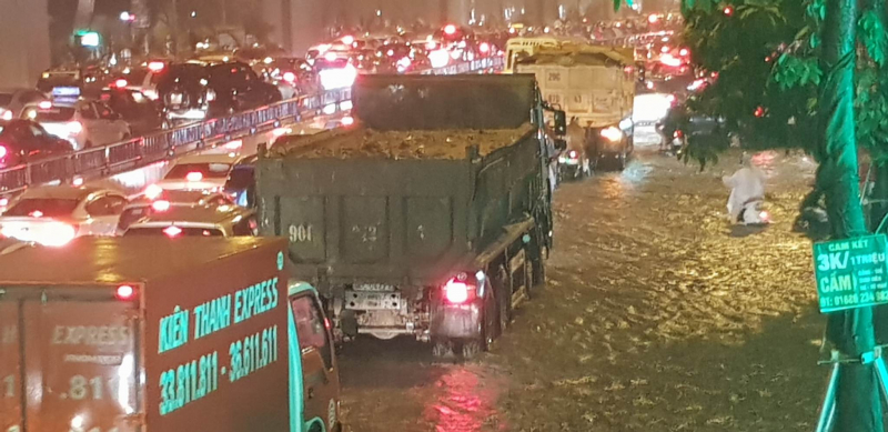 32312994_2132298930338880_1993046313482059776_n