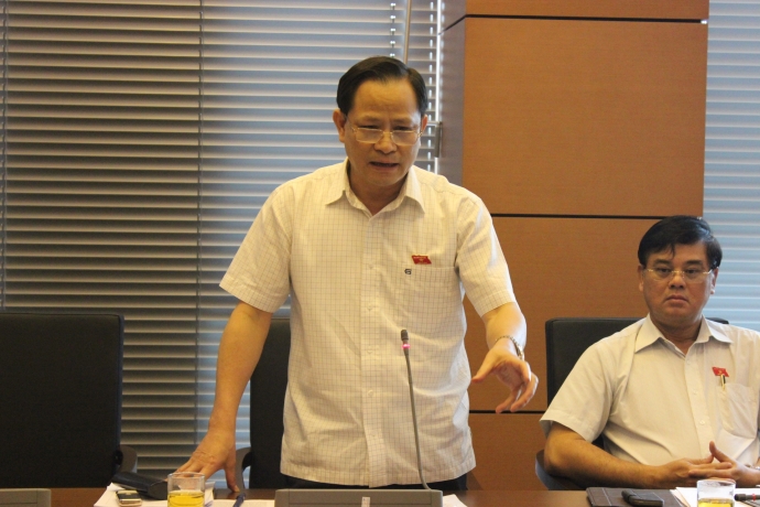 Thiếu tướng Trịnh Xuy&ecirc;n