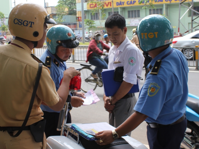 Ph&ograve;ng CSGT Đường bộ - đường sắt (CP67) C&ocirc;ng an TP 