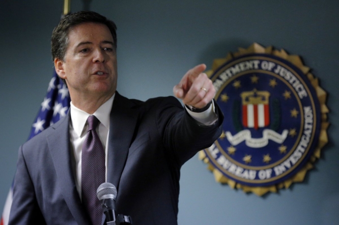 Gi&aacute;m đốc FBI James Comey