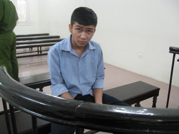 nam sinh lớp 11 đ&acirc;m chết bạn