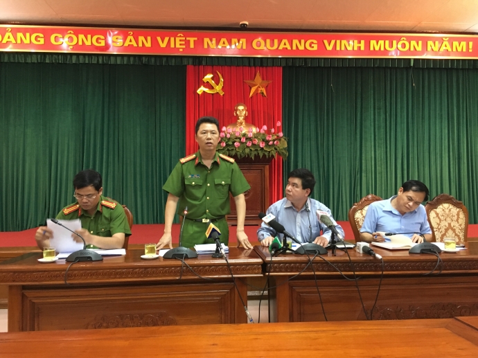 họp b&aacute;o th&agrave;nh ủy 28.6