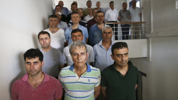 Thổ Nhĩ Kỳ bắt giữ 6.000 người li&ecirc;n quan tới binh 