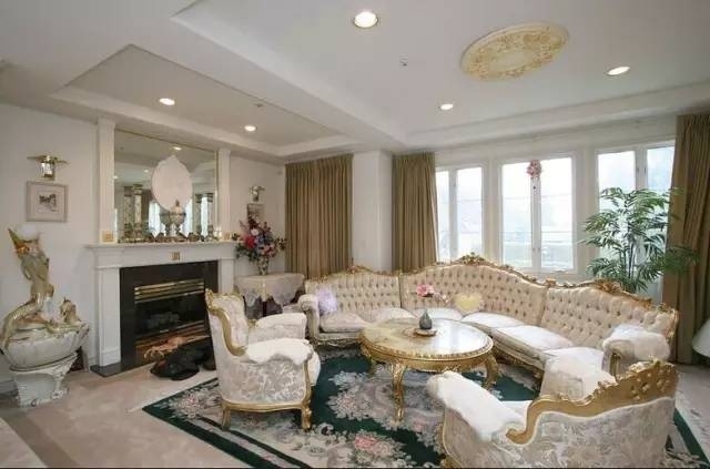 1463286661-1463279487-7--copy-