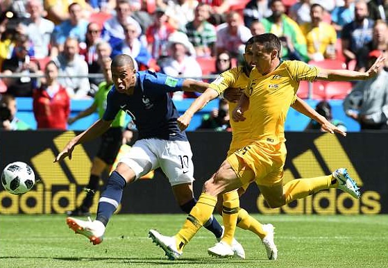 mbappe-phap-australia