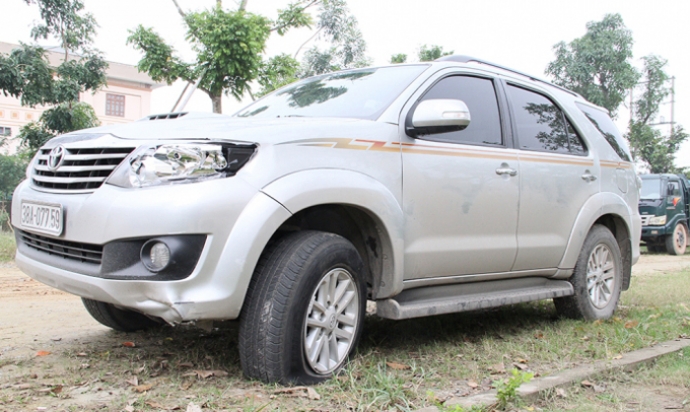 giam-doc-gay-tai-nan-rut-sung-thi-uy