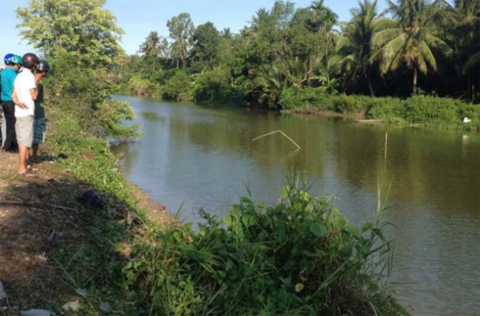 o-to-lao-xuong-song-o-soc=trang