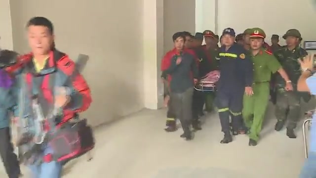 Video đưa thi thể phượt thủ người Anh Aiden Webb v