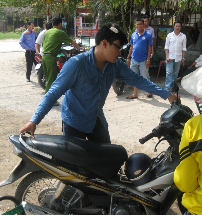 linh hoang dien lai