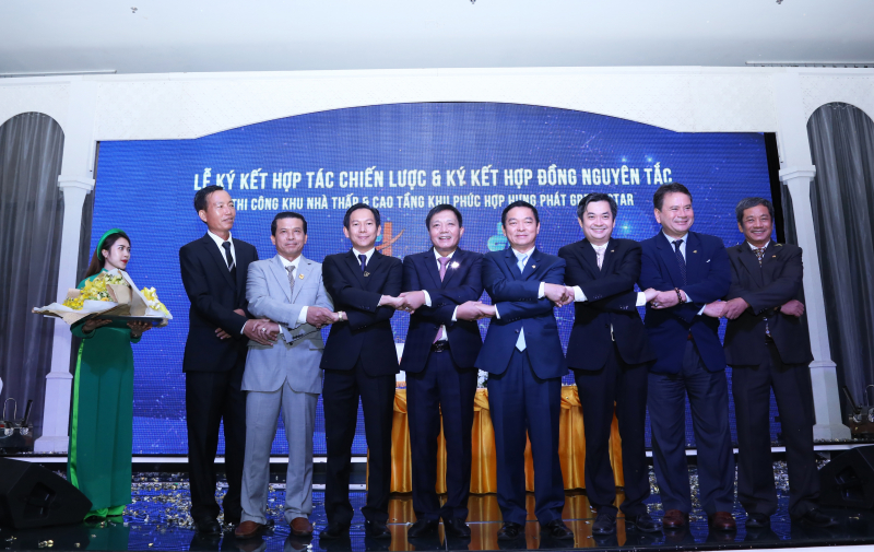 K&yacute; kết HLP 2