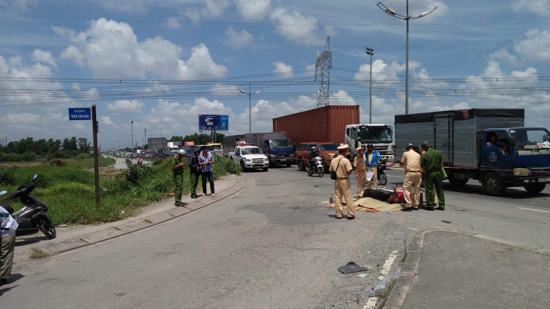 35733490_1733497590050526_3471008159911378944_n