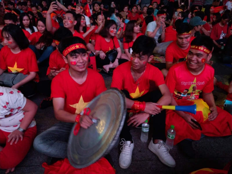 baogiaothong chung ket aff (10)