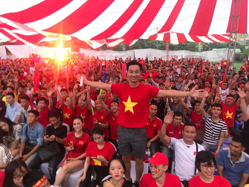 40403704_1203085626496204_6769398195467321344_o