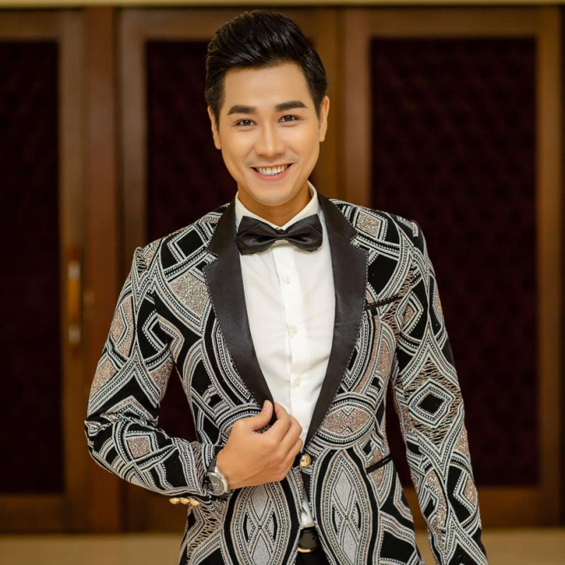 40301862_10155953147322104_6871681621850849280_n