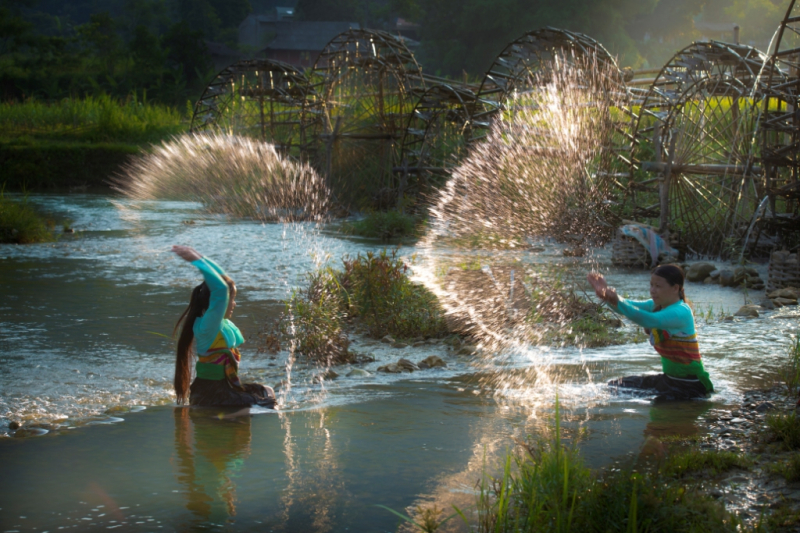 Nguyễn Mạnh - B&oacute;ng h&igrave;nh tổ quốc 