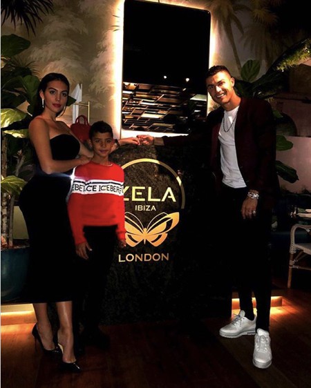 photo-1-154238082764691586786