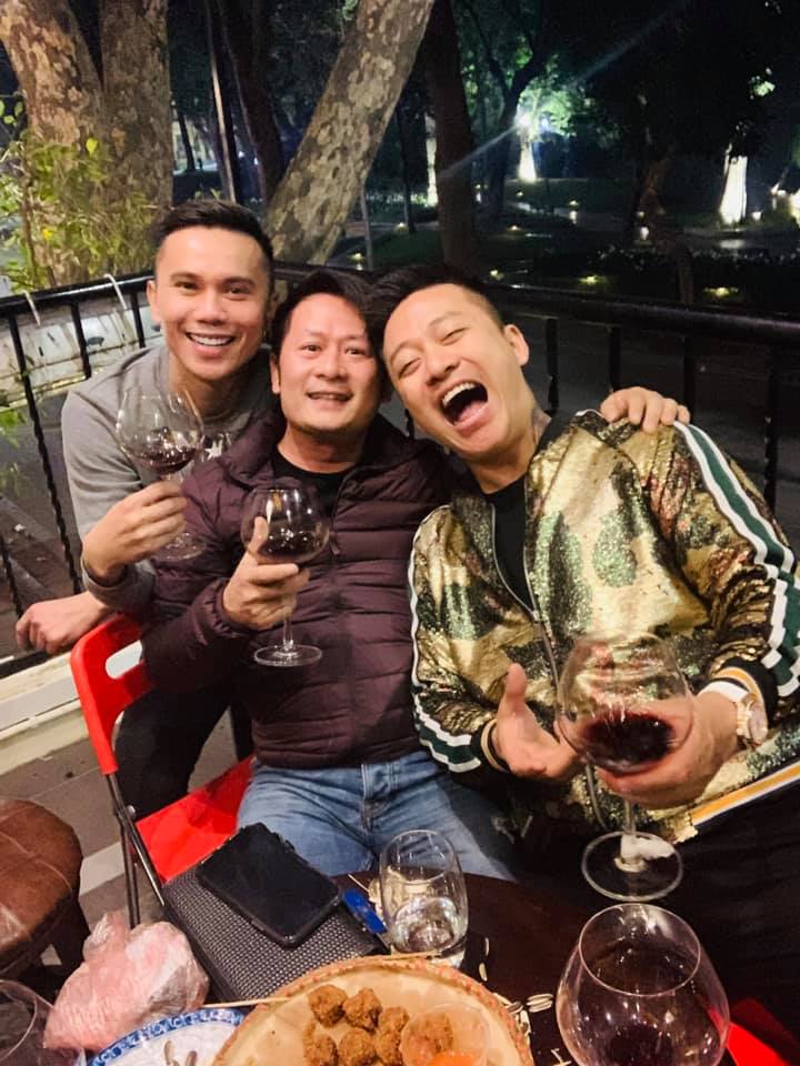 49174366_2323824417628732_3416670991051390976_n