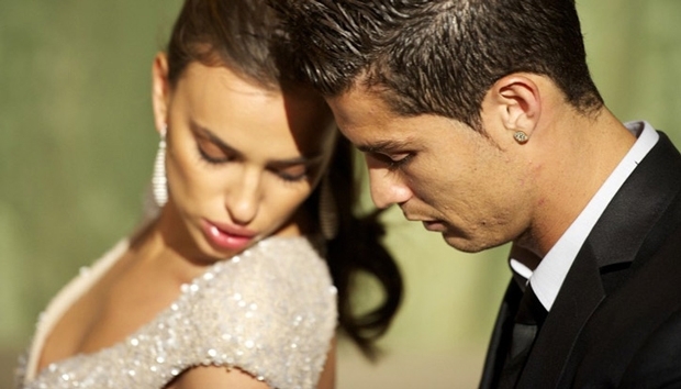 Ronaldo v&agrave; Irina thời c&ograve;n mặn nồng