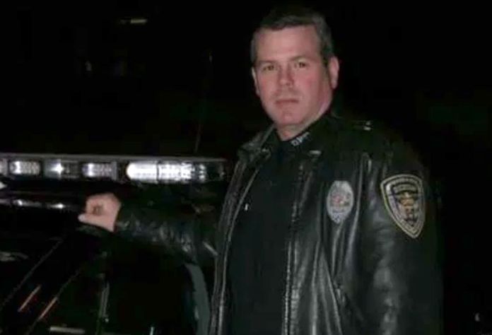 Cảnh s&aacute;t dixon