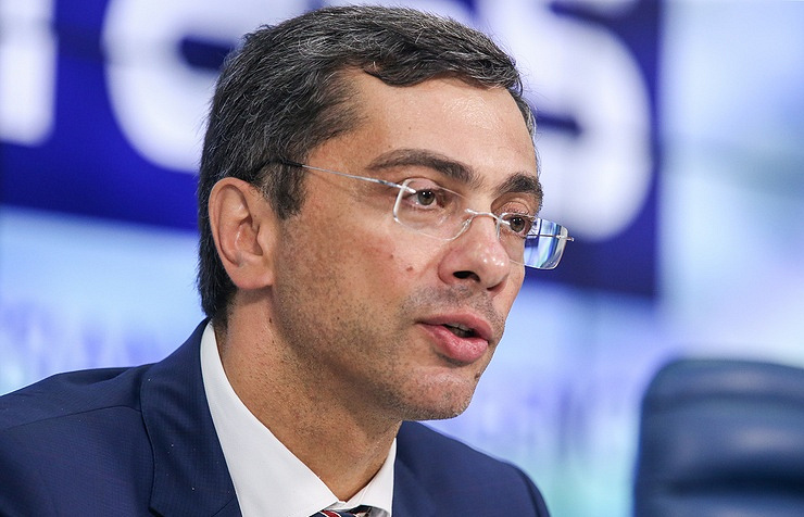 Nh&agrave; lập ph&aacute;p Vladimir Gutenev