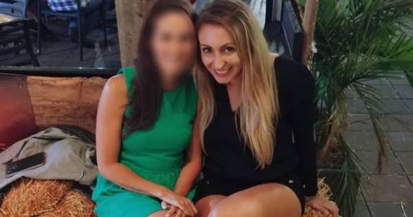 Nữ gi&aacute;o vi&ecirc;n