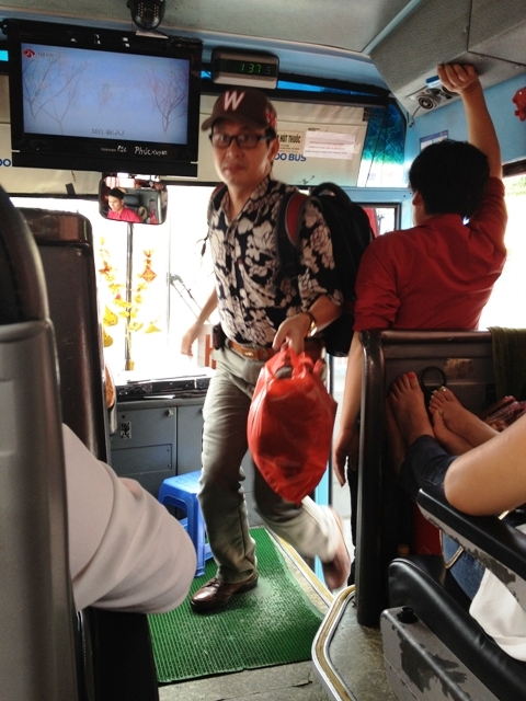 xe bắt kh&aacute;ch Ph&uacute;c Xuy&ecirc;n bắt kh&aacute;ch dọc đường  đối d