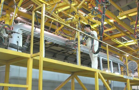 Vinamotor sẽ cơ cấu lại c&aacute;c d&ograve;ng sản phẩm cơ kh&iacute; &ocirc; t&ocirc; truyền thống