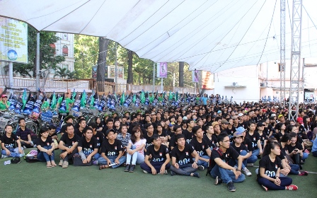 Trong ng&agrave;y đầu ti&ecirc;n ph&aacute;t động đ&atilde; c&oacute; tr&ecirc;n 7000 t&igrave;nh nguyện vi&ecirc;n đăng k&yacute; tham gia