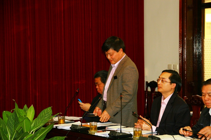 &Ocirc;ng Nguyễn Ngọc Sự - Chủ tịch HĐTV Tổng c&ocirc;ng ty C&ocirc;ng nghiệp t&agrave;u thủy b&aacute;o c&aacute;o về tiến độ t&aacute;i cơ cấu SBIC.