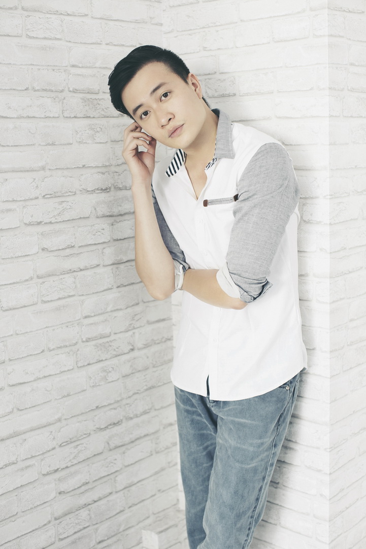 Khi thì rất trầm tư