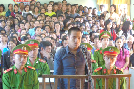 Bị c&aacute;o Lữ Văn Qu&yacute; 