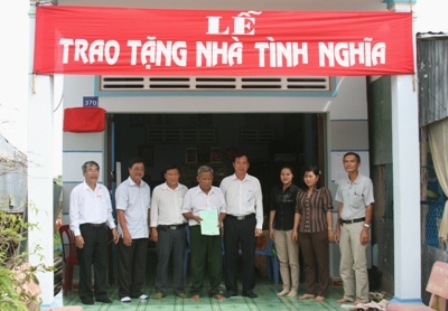 TPHCM sẽ điều chỉnh n&acirc;ng mức ph&iacute; x&acirc;y nh&agrave; t&igrave;nh nghĩa