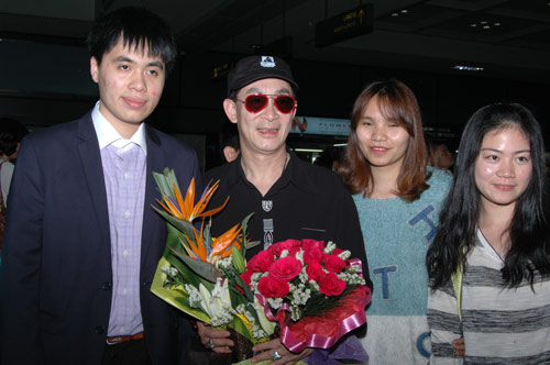  Lần đến Việt Nam lần thứ ba n&agrave;y, Lục Tiểu Linh Đồng thu h&uacute;t nhiều sự quan t&acirc;m của dư luận bởi th&ocirc;ng tin m&agrave; &ocirc;ng chia sẻ về nguyện vọng l&agrave;m Đại sứ văn h&oacute;a du lịch Việt Nam ở Trung Quốc v&agrave; nước ngo&agrave;i.