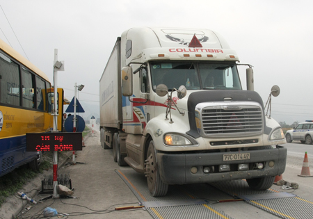 Trạm kiểm so&aacute;t tải trọng xe của H&agrave; Nam