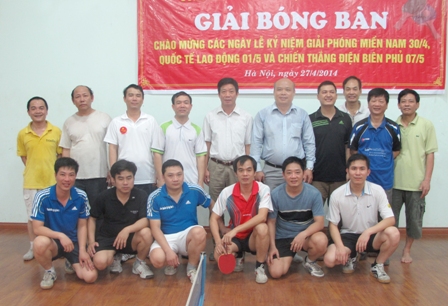 L&atilde;nh đạo c&ocirc;ng đo&agrave;n cơ quan Bộ, c&aacute;c đơn vị v&agrave; vận động vi&ecirc;n dự giải