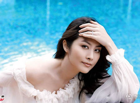 Ca sĩ Trần Tuệ L&acirc;m