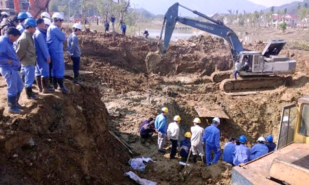 Khắc phục sự cố vỡ đường ống nước s&ocirc;ng Đ&agrave;