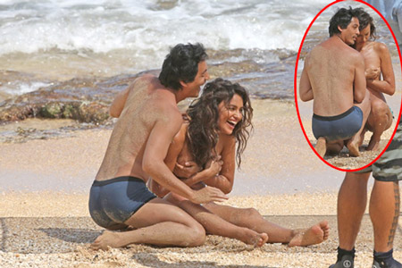 H&igrave;nh ảnh Irina ngực trần đ&ugrave;a giỡn, &ocirc;m trai lạ xuất hiện đầy rẫy tr&ecirc;n c&aacute;c trang mạng