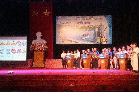 C&aacute;c đội tham gia phần thi 