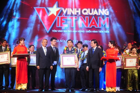 Thượng &uacute;y Trần Quang Vững - thuộc lực lượng Cảnh s&aacute;t biển VN được t&ocirc;n vinh s&aacute;ng 23/5