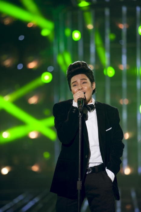  Vy Oanh chia sẻ: Em rất th&iacute;ch nh&acirc;n vật n&agrave;y. Bruno Mars hấp dẫn kh&aacute;n giả ở phong th&aacute;i rất nam t&iacute;nh, l&atilde;ng tử như muốn h&uacute;t hồn tất cả c&aacute;c c&ocirc; g&aacute;i. &Acirc;m vực b&agrave;i h&aacute;t kh&ocirc;ng qu&aacute; rộng nhưng b&agrave;i h&aacute;t n&agrave;y cần một độ chắc, nảy v&agrave; gợi cảm th&igrave; mới diễn tả hết được. Em gặp trục trặc khi may trang phục v&agrave; cuối c&ugrave;ng Nam Cường đ&atilde; phải cho em mượn quần &aacute;o.