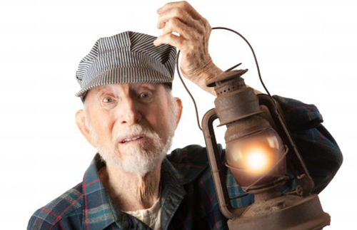 Bạn kh&ocirc;ng thể l&aacute;i xe tr&ecirc;n đường trừ khi c&oacute; một người x&aacute;ch đ&egrave;n lồng ở ph&iacute;a trước.