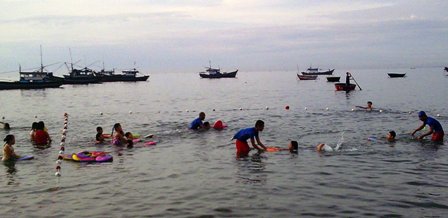 Dạy bơi g&oacute;p phần ph&ograve;ng tr&aacute;nh tai nạn đuối nước 