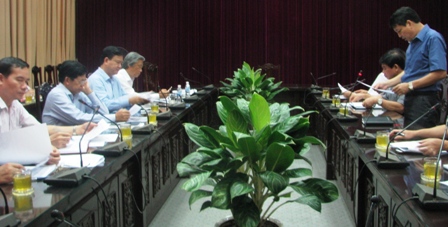 Bộ trưởng Đinh La Thăng đồng &yacute; triển khai x&acirc;y dựng 2 cầu mơi tr&ecirc;n địa b&agrave;n H&agrave; Giang