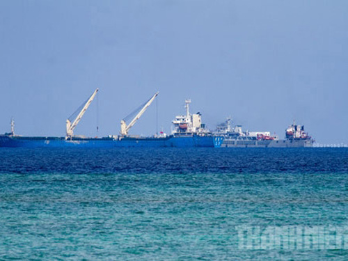 T&agrave;u c&ocirc;ng tr&igrave;nh hiện đại của Trung Quốc tại Gạc Ma (Ảnh: Thanh Ni&ecirc;n)