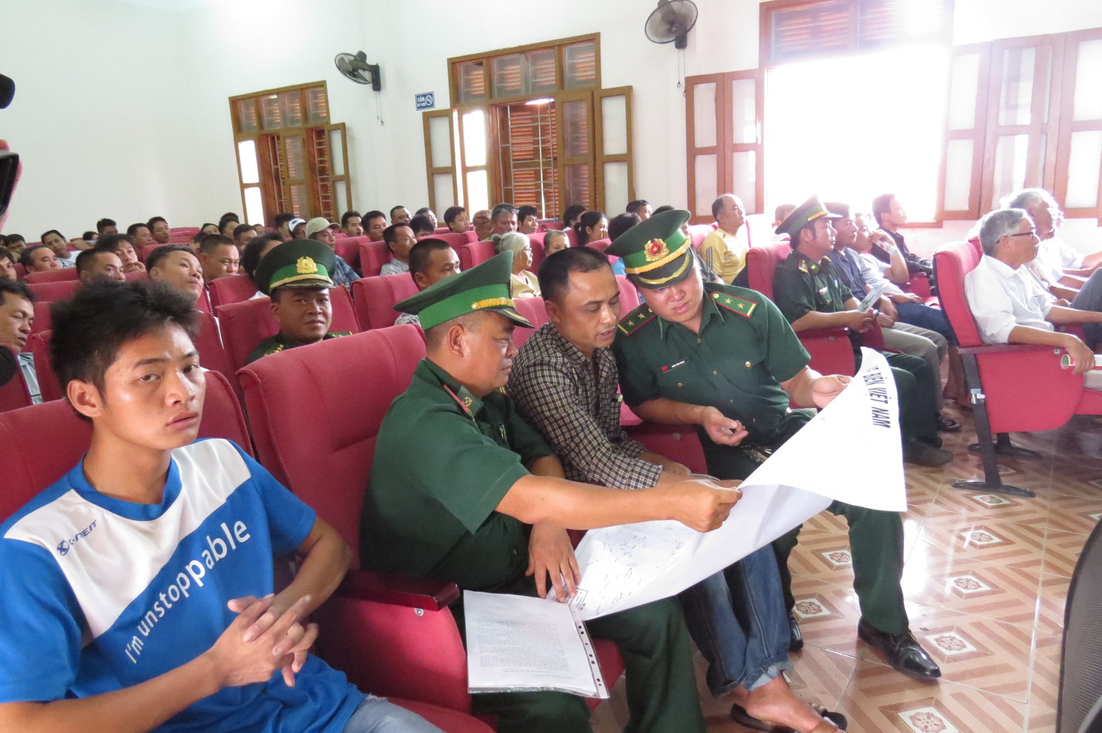 Vấn đề Trung Quốc đặt gi&agrave;n khoan tr&aacute;i ph&eacute;p tr&ecirc;n v&ugrave;ng biển của Việt Nam được H&ocirc;i nghị thảo luận s&ocirc;i nổi